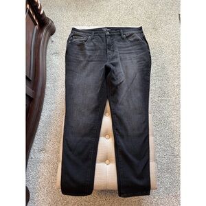 Time and Tru Women's High Rise Curvy Jeans